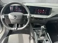 Używany Opel Astra 131 KM (96 kW) 2024 Srebrny Kombi