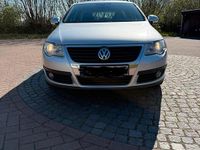 Second-hand VW Passat 105 CP (77 kW) 2009 Argintiu Break