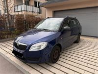 Gebraucht Skoda Fabia Cool Edition 69 PS (50 kW) 2009 Blau Limousine