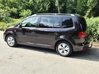 Gebraucht VW Touran Comfortline 105 PS (77 kW) 2013 Violet Van / Kleinbus