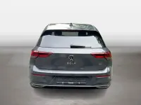 Gebraucht VW Golf VIII Active 131 PS (96 kW) 2022 Uranograu Limousine