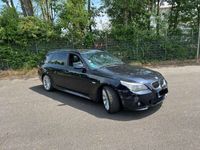 gebraucht BMW 530 530 d Touring Aut.M-Paket,Pano,Navi,Leder,Xenon,Vol