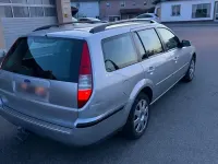 Gebraucht Ford Mondeo 120 PS (88 kW) 2006 Silber Kombi