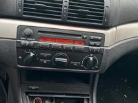 Gebraucht BMW 316 Compact 115 PS (84 kW) 2002 Schwarz Kleinwagen