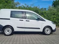 Gebraucht Ford Transit 75 PS (55 kW) 2022 Weiß Kombi