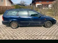 Używany Ford Focus 100 KM (73 kW) 2002 Niebieski Kombi