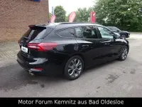 Gebraucht Ford Focus ST-Line 155 PS (114 kW) 2024 Schwarz Limousine