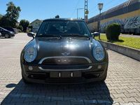 Usado Mini ONE 90 HP (66 kW) 2002 Preto Citadino