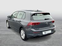 Gebraucht VW Golf VIII Life 116 PS (85 kW) 2023 Grau Limousine