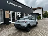 Käytetty Renault Captur Evolution 91 HP (66 kW) 2024 Harmaa Katumaasturi