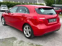 Gebraucht Mercedes A180 122 PS (89 kW) 2014 Rot Limousine
