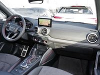 Gebraucht Audi Q2 S-Line 150 PS (110 kW) 2024 Mythosschwarz metallic SUV
