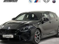 Gebraucht BMW M135 Performance 300 PS (220 kW) 2025 Saphirschwarz Kleinwagen