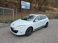 Gebraucht Renault Mégane III 106 PS (77 kW) 2012 Weiß Limousine