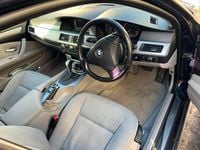 Gebraucht BMW 520 163 PS (119 kW) 2007 Blau Limousine