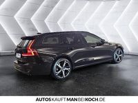 Gebraucht Volvo V60 145 PS (106 kW) 2024 Kombi
