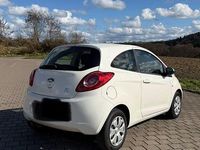 Gebraucht Ford Ka Champions Edition 69 PS (50 kW) 2012 Weiß Kleinwagen