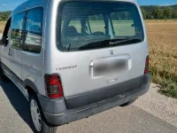Gebraucht Peugeot Partner 90 PS (66 kW) 2005 Silber Van / Kleinbus