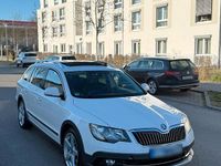Gebraucht Skoda Superb 170 PS (125 kW) 2014 Weiß Kombi