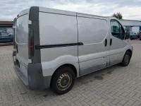 Gebraucht Opel Vivaro 101 PS (74 kW) 2005 Silber Van / Kleinbus