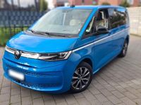 Second-hand VW Multivan Style 204 CP (150 kW) 2022 Albastru Monovolum