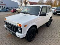 gebraucht Lada Urban 1.7 4x4 BLACK EDITION/KLIMA/SHZ/AHK