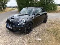 Gebraucht Mini Cooper S Cabriolet 184 PS (135 kW) 2015 Schwarz Cabrio
