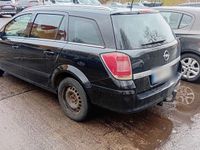Gebraucht Opel Astra 105 PS (77 kW) 2007 Schwarz Kombi