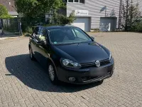 Gebraucht VW Golf VI 86 PS (63 kW) 2010 Schwarz Kleinwagen