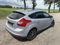 Gebraucht Ford Focus 105 PS (77 kW) 2011 Micastonesilber metallic Kleinwagen