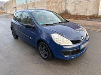Gebraucht Renault Clio II 75 PS (55 kW) 2007 Blau Kleinwagen