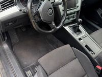 Gebraucht VW Passat Comfortline 150 PS (110 kW) 2015 Grau Kombi