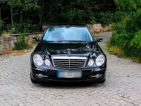 Gebraucht Mercedes E200 Avantgarde 184 PS (135 kW) 2008 Schwarz Limousine
