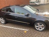 Gebraucht VW Passat 140 PS (102 kW) 2014 Schwarz Limousine