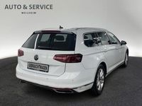 Gebraucht VW Passat Elegance 150 PS (110 kW) 2024 Weiß Kombi
