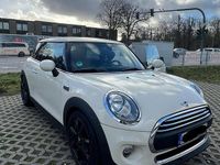Second-hand Mini Cooper 102 CP (75 kW) 2016 Alb Hatchback