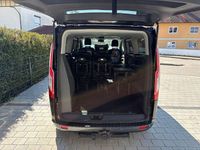 Gebraucht Ford Tourneo Active 185 PS (136 kW) 2022 Schwarz Van / Kleinbus
