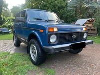 gebraucht Lada niva Taiga 4X4 LPG Gasanlage Erst. 12/15