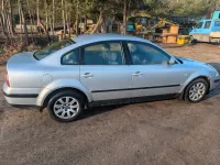 Gebraucht VW Passat 130 PS (95 kW) 2003 Silber Limousine