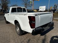 Gebraucht Isuzu D-Max 163 PS (119 kW) 2021 Weiß Pickup