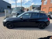 Gebraucht BMW 116 Advantage 109 PS (80 kW) 2017 Schwarz Kleinwagen