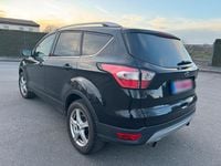 Second-hand Ford Kuga 150 CP (110 kW) 2017 Negru SUV