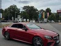 Gebraucht Mercedes E220 194 PS (142 kW) 2019 Rot Coupé