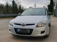 Gebraucht Hyundai i30 109 PS (80 kW) 2010 Silber Kombi