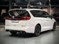 Gebraucht Chrysler Pacifica Limited 264 PS (194 kW) 2022 Weiß Van