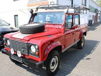 Gebraucht Land Rover Defender 122 PS (89 kW) 1999 Rot (metallic) Kombi