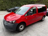 Używany VW Caddy 102 KM (75 kW) 2018 Czerwony Minivan