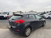 Second-hand Kia Ceed Vision 128 CP (94 kW) 2014 Negru Hatchback