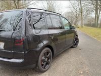 Gebraucht VW Touran 105 PS (77 kW) 2006 Schwarz Van / Kleinbus