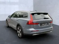 Gebraucht Volvo V60 Plus 197 PS (144 kW) 2023 Thunder grey / (metallic) Kombi